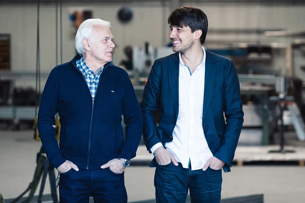 Herr Ludwig und Herr Engelmeyer im Gespräch